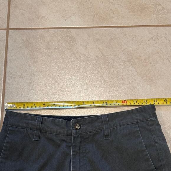 Volcom Shorts Men's Size 30 Grey Chino Corpo Class Summer Beach Golf - Picture 3 of 8